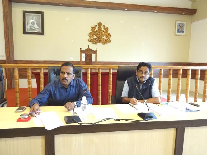 ‘ಅಕ್ರಮ ಸಕ್ರಮ ಯೋಜನೆಯಡಿ ಹಕ್ಕುಪತ್ರ ನೀಡಿ’